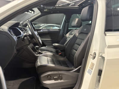 Volkswagen Tiguan 2.0TDI/R-LINE/4 Motion/PANO/HUD/20/AHK/360°/Leder