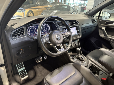 Volkswagen Tiguan 2.0TDI/R-LINE/4 Motion/PANO/HUD/20/AHK/360°/Leder