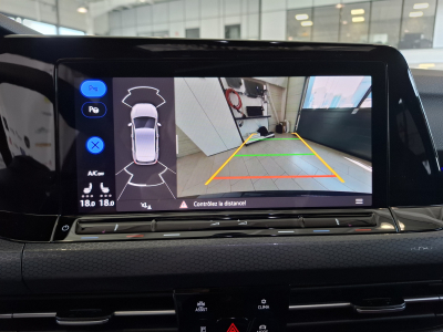 Volkswagen Golf GTI CLUBSPORT NURBURGRING DCC HARMAN KARDON HEAD UP PANO NAVI
