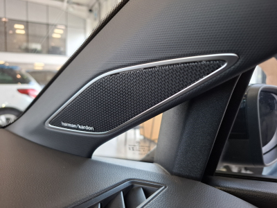 Volkswagen Golf GTI CLUBSPORT NURBURGRING DCC HARMAN KARDON HEAD UP PANO NAVI