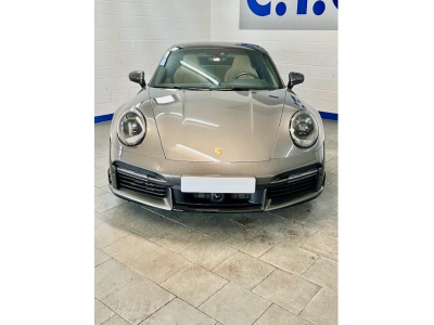 Porsche 992 911 Turbo S Coupé  LIFT|KAM|CERAMICIPano VOLL -1Hand