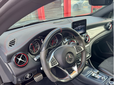 Mercedes-Benz CLA 45 AMG Shooting Brake 4MATIC PANO CUIR NAVI