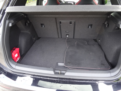 Volkswagen Golf GTI 8 VIII 2.0 TSI 6 VITESSES 245CV