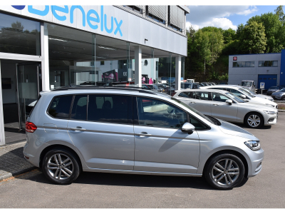 Volkswagen Touran 1.5 TSI DSG