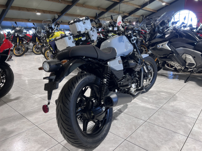 Moto Guzzi V 7 STONE IV 850 ABS SPORT