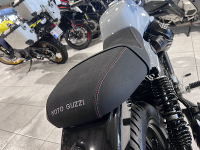 Moto Guzzi V 7 STONE IV 850 ABS SPORT