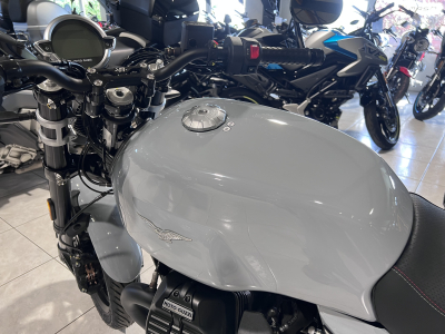 Moto Guzzi V 7 STONE IV 850 ABS SPORT