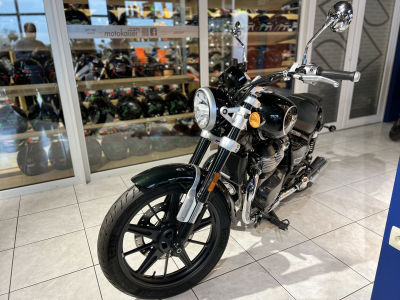 Royal Enfield Super Meteor 650 ASTRAL