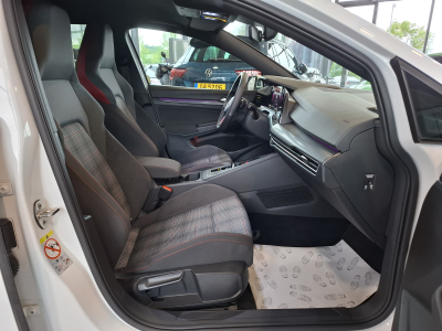 Volkswagen Golf GTI VIII 2.0 DSG 245 IQ. LIGHT,Camera,Led,