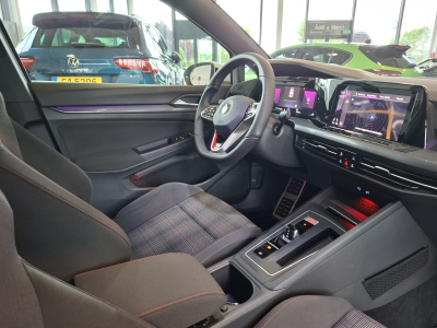 Volkswagen Golf GTI VIII 2.0 DSG 245 IQ. LIGHT,Camera,Led,