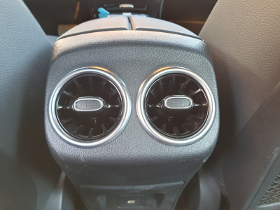 Mercedes-Benz A 180 HYBRIDE/ESSENCE DCT