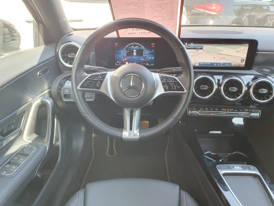 Mercedes-Benz A 180 HYBRIDE/ESSENCE DCT