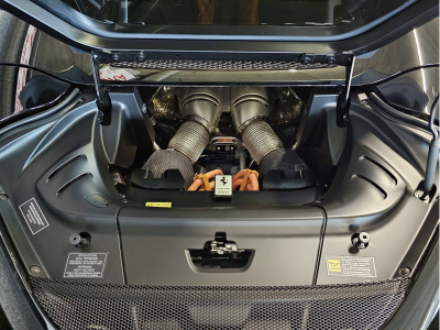 Ferrari 296 GTS LIFT HEAD UP 1 HAND