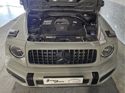 Mercedes-Benz G 63 AMG 4.0 V8 BITURBO CARBON PANO CUIR NAVI 1 HAND