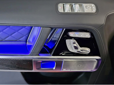 Mercedes-Benz G 63 AMG 4.0 V8 BITURBO CARBON PANO CUIR NAVI 1 HAND