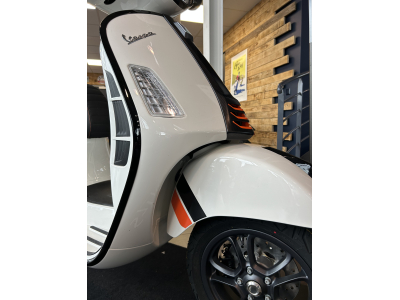 Vespa GTS Super Sport 310 