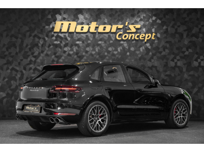 Porsche Macan Turbo Pack Performance