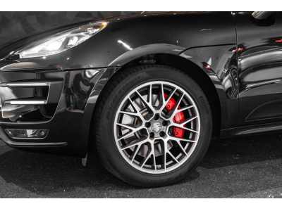 Porsche Macan Turbo Pack Performance
