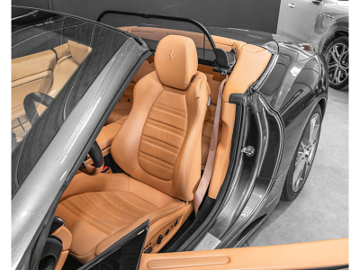Ferrari California 4.3 V8_4 STZ/NAVI/20'/LIFT/ GRIGIO SILVERSTONE