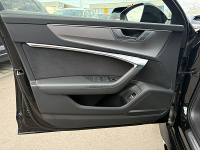 Audi RS6 RS6 Avant 4.0 V8 Quattro/22/ 360°/ BANG OLUFSEN/ PANO/KEYLESS/HUD/