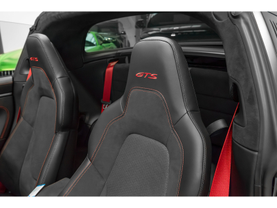 Porsche 992 911/992.2 TARGA 4 GTS / FACELIFT MY2025 / SOFORT