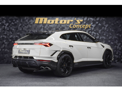 Lamborghini Urus PERFORMANTE V8