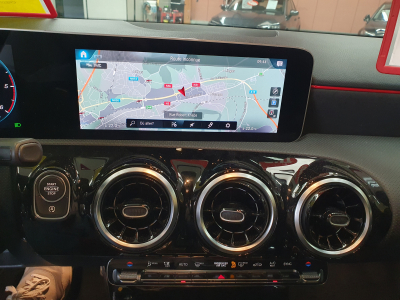 Mercedes-Benz A 180 CDI DCT AMG LINE