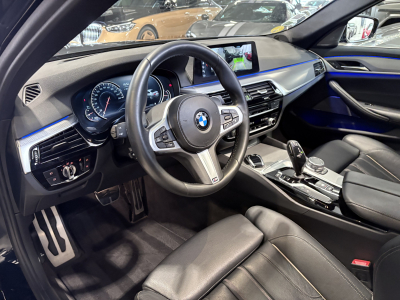 BMW 520 520 Lim xDrive M Sport/360°/Leder/Panorama/HUD/19/LED/VOLL