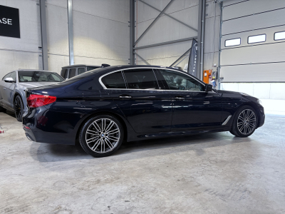 BMW 520 520 Lim xDrive M Sport/360°/Leder/Panorama/HUD/19/LED/VOLL