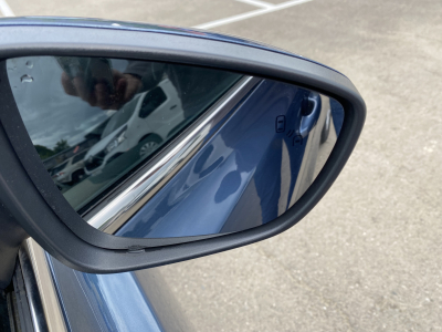 Ford Focus 1,5d EcoBlue 120cv Titanium Pack Head Up & B&O AHK