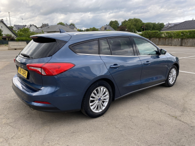 Ford Focus 1,5d EcoBlue 120cv Titanium Pack Head Up & B&O AHK