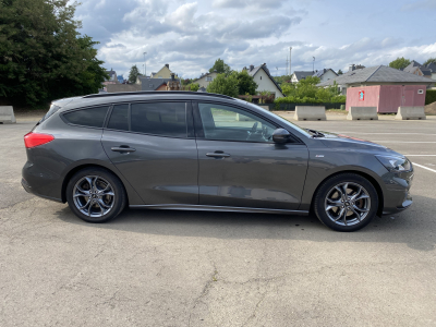 Ford Focus 1,5d EcoBlue CLIPPER ST-Line Business 120cv