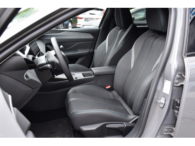 Peugeot 308 1.5 BlueHDI Allure EAT8