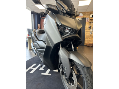 Yamaha X-Max 300 