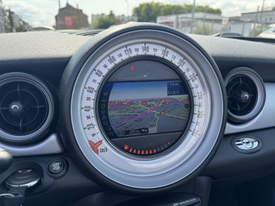 MINI Cooper Cabrio 1.6 122