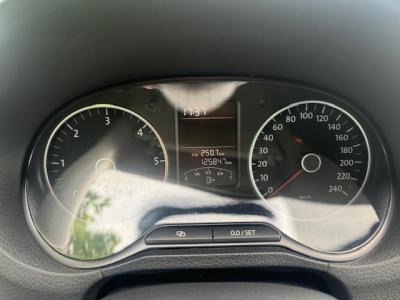 Volkswagen Polo VOLKSWAGEN POLO HIGHLINE LED XENON LEDER SHZ
