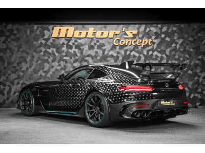 Mercedes-Benz AMG GT BLACK SERIES 