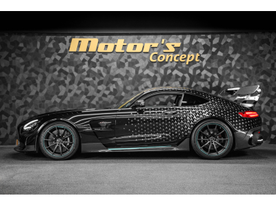 Mercedes-Benz AMG GT BLACK SERIES 