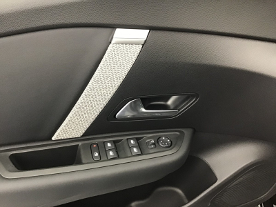 Citroën C4 1.2 Puretech EAT8 130 MAX