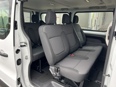 Renault Grand Trafic 2.0 dCi 150  EDC L2H1 Kombi.