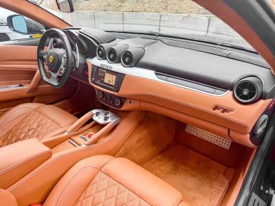 Ferrari FF V12 6.3 4x4 / SERVICE FERRARI / TOP ZUSTAND