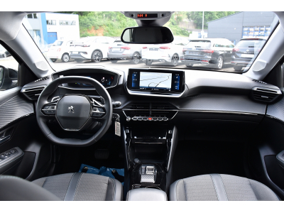Peugeot 208 1.2 PureTech Allure EAT8
