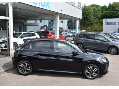 Peugeot 208 1.2 PureTech Allure EAT8