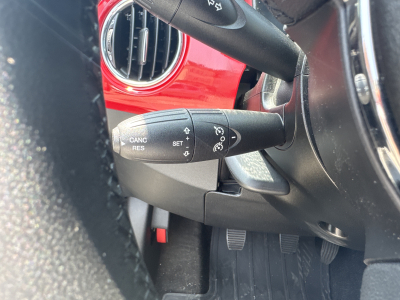 Fiat 500 Hybrid 0.9 70CV RED