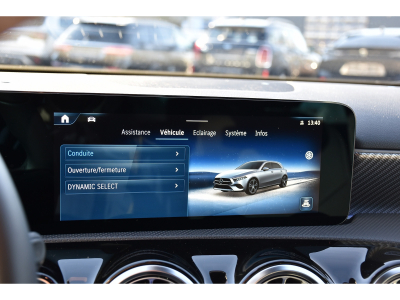 Mercedes-Benz A 200 Progressive 7G-DCT