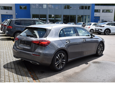 Mercedes-Benz A 200 Progressive 7G-DCT