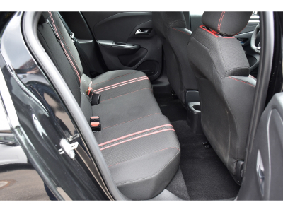 Opel Corsa 1.2 GS AT8