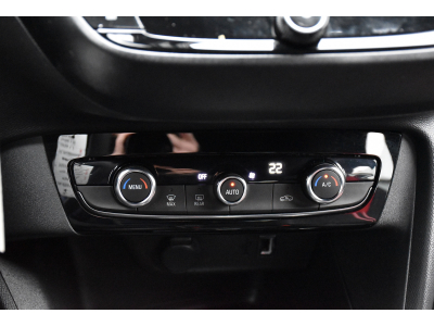 Opel Corsa 1.2 GS AT8