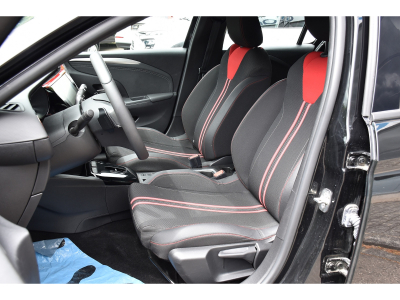 Opel Corsa 1.2 GS AT8