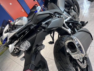 Suzuki DL VSTROM 800